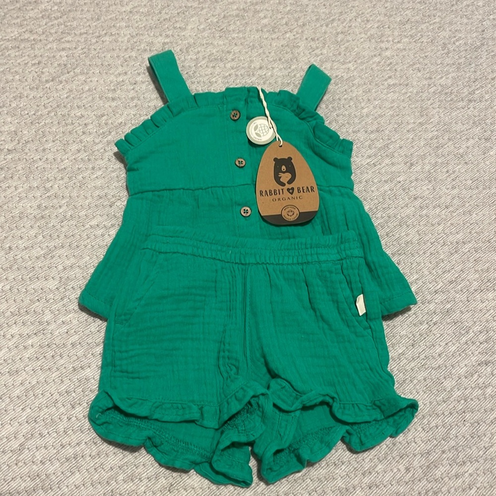 NWT Rabbit and Bear Organic cotton set